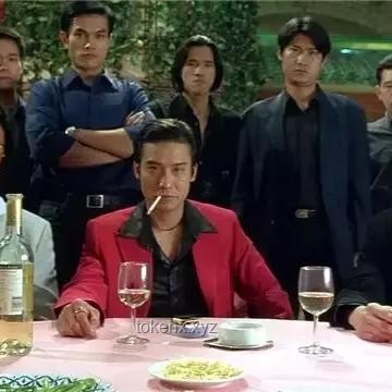 《双瞳》视角下的未来趋势：黄火土的仙途执妄与现实抉择
